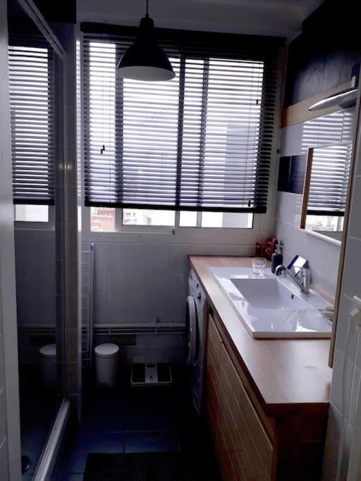 Appt 3 Chambres Hyper Centre Tres Calme Tres Clair Quartier Place Royale, Parking Gratuit Nantes Kültér fotó